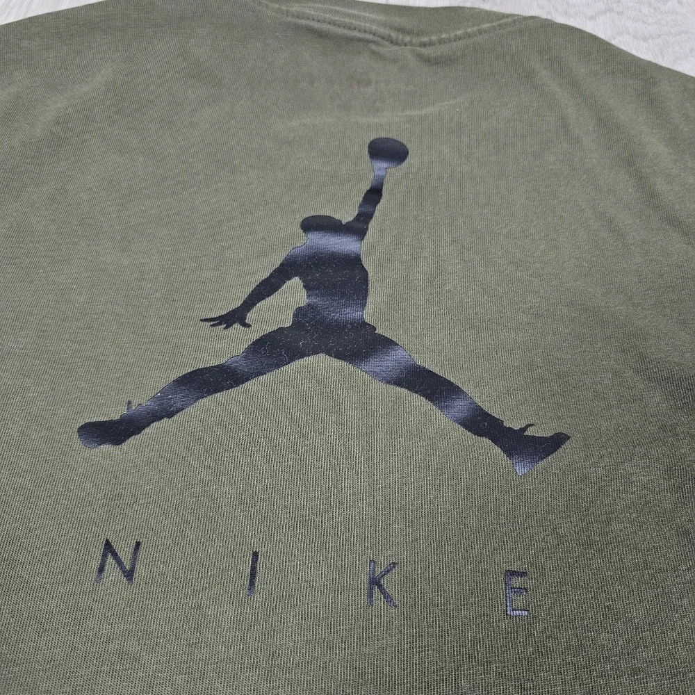 Nike Air Jordan Shirt Mens Small Green Long Sleeve Embroidered Jump Man Logo